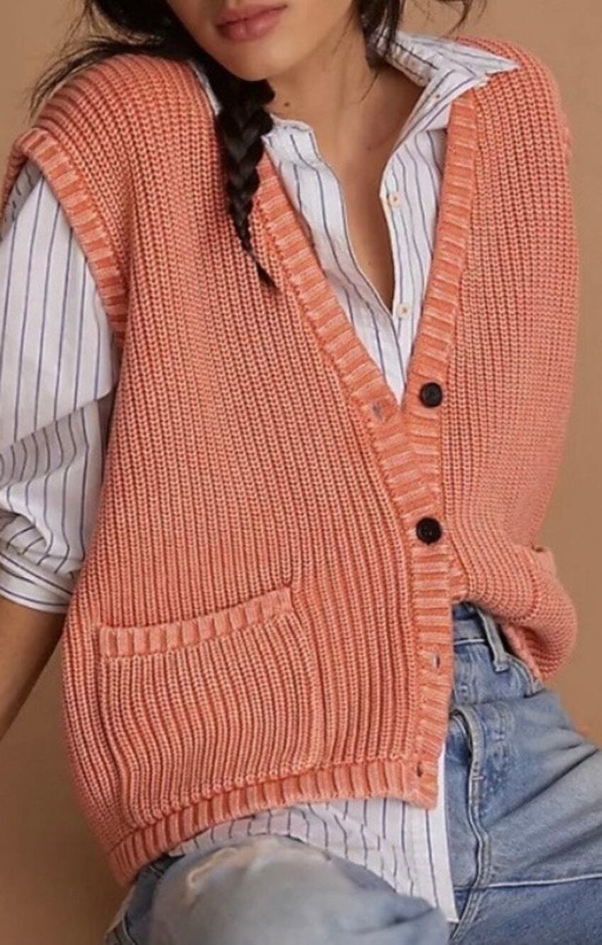 Demylee Layne Patch Pocket Oversized Sweater Vest in Coral Size Medium